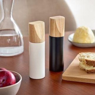 Мелница за сол или бибер Zeller 24809 бела
