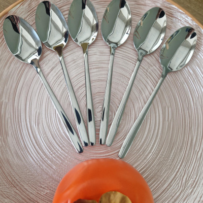 Сет 6 десертни лажичиња A-4534 18/10